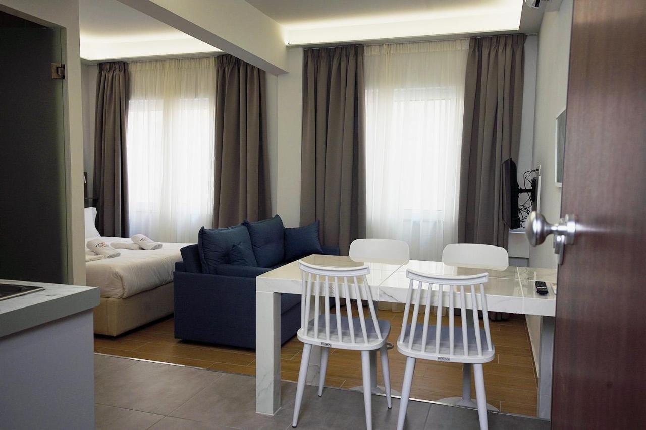 Tip - Top Suites Atény Exteriér fotografie